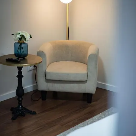 Πανσιόν Casa Do Mercado 3*